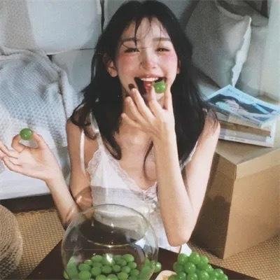 游荡街头